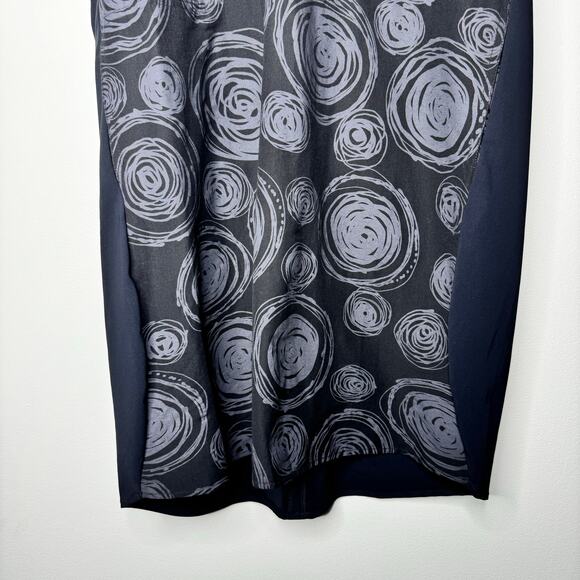 Alembika Art Print Lagenlook Dress Black Gray Viscose Midi Short Sleeve Sz 4 - Picture 4 of 8